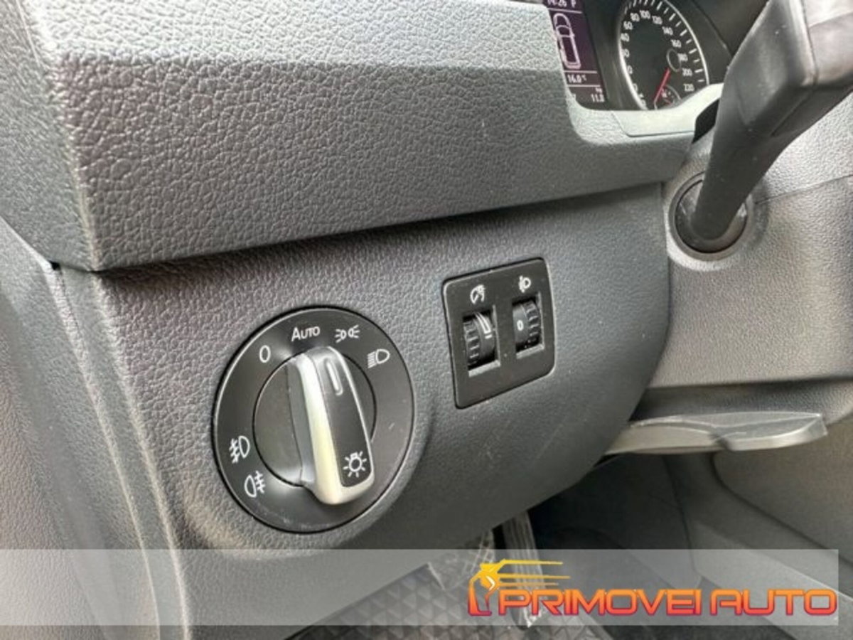 Volkswagen Caddy 2.0 TDI 150 CV DSG Comfortline Maxi (16)