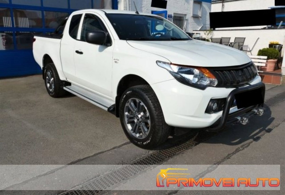 Mitsubishi L200 2.4 DI-D/154CV Club Cab Invite (4)