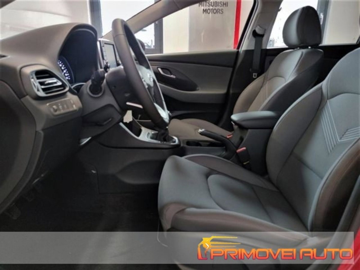 Hyundai i30 1.0 T-GDI 12V 5 porte Classic (2)