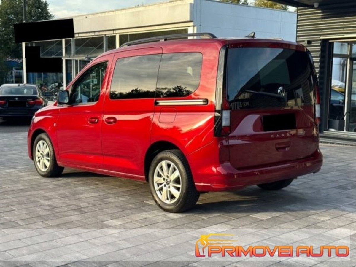 Volkswagen Caddy 2.0 TDI 102 CV (10)