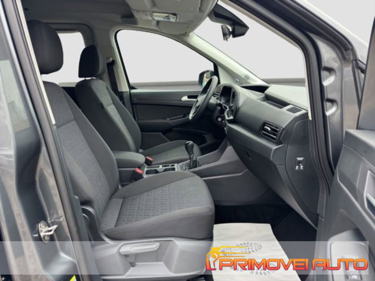 Volkswagen Caddy 2.0 TDI 102 CV (5)
