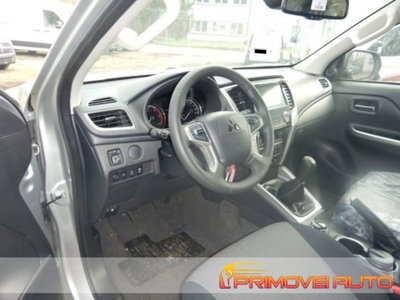Mitsubishi L200 2.3 D Double Cab 4x4 Sup.Select P1.Intouch Intense aut. (2)