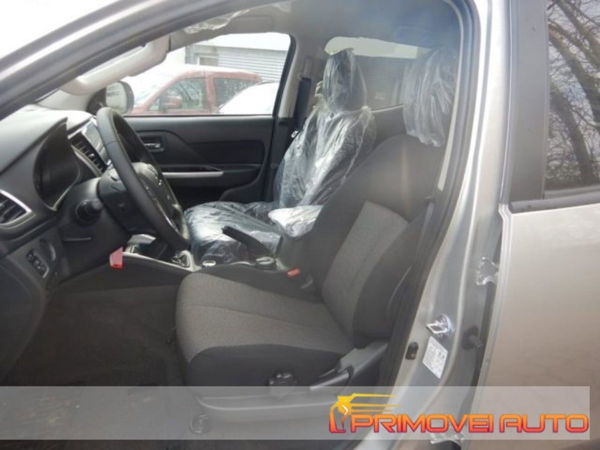 Mitsubishi L200 2.3 D Double Cab 4x4 Sup.Select P1.Intouch Intense aut. (3)