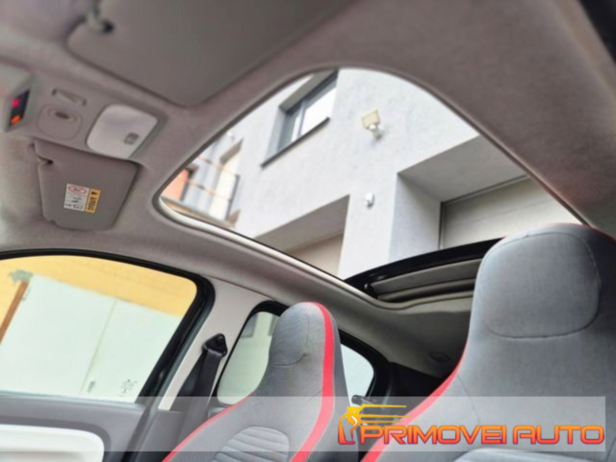 Renault Twingo 1.0 SCe Wave (13)