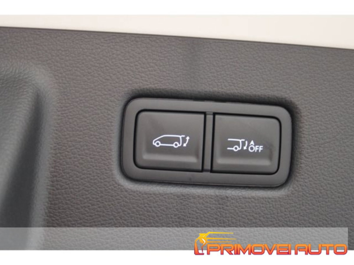Hyundai Staria 2.2 2wd auto (17)
