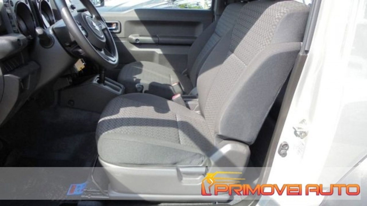 Suzuki Jimny 1.5 4AT Top (3)