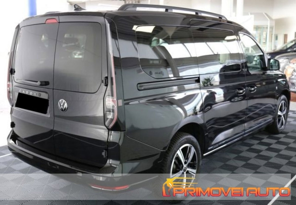Volkswagen Caddy 1.5 TSI 114 CV DSG Style Maxi (17)