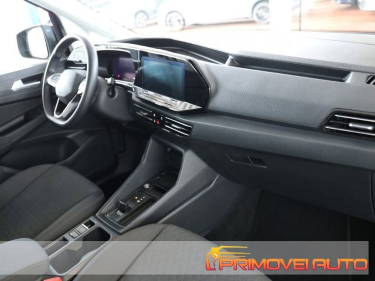 Volkswagen Caddy 1.5 TSI 114 CV DSG Style Maxi (4)