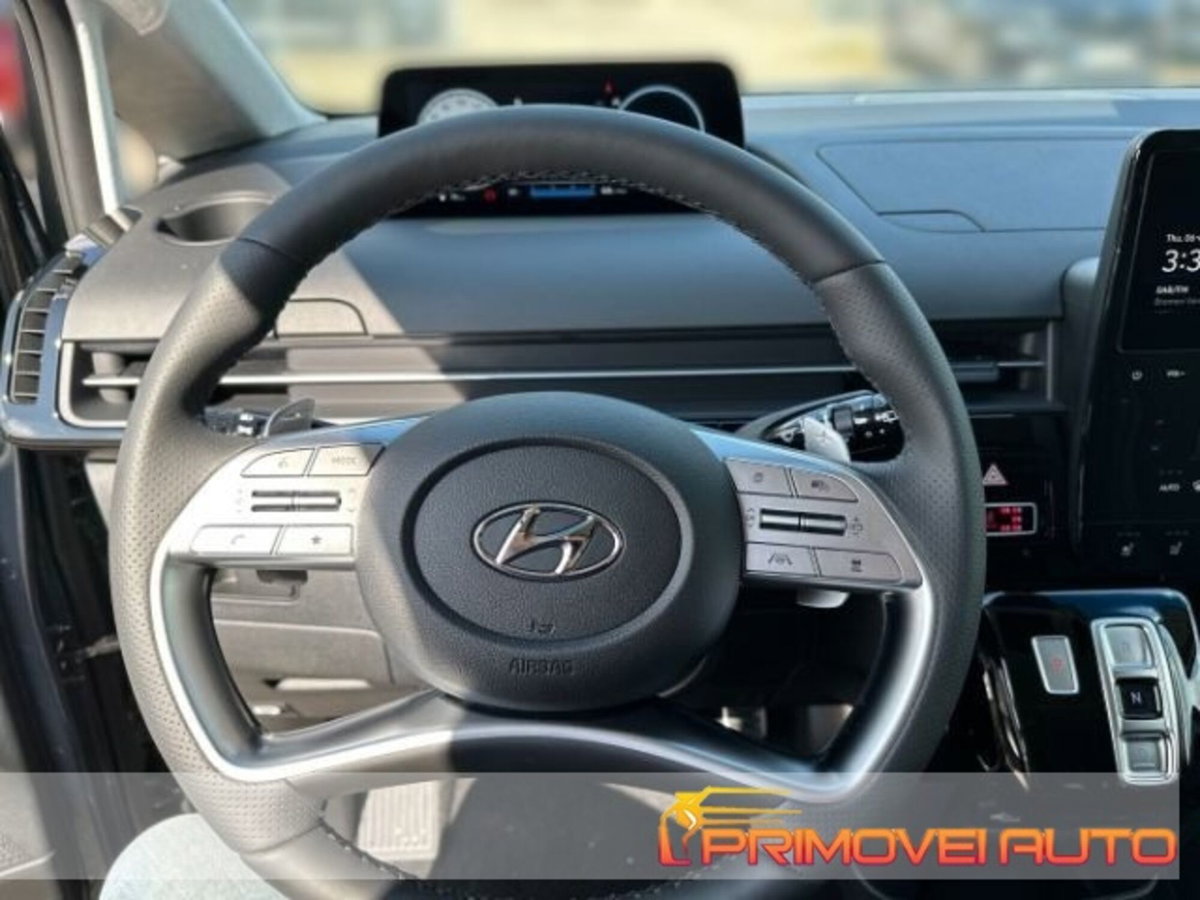 Hyundai Staria 2.2 2wd auto (4)