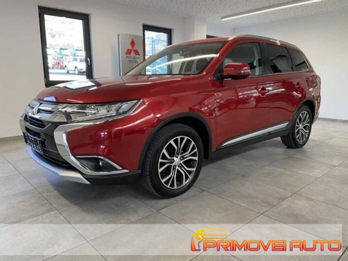 Mitsubishi Outlander 2.2 DI-D 4WD Intense (6)