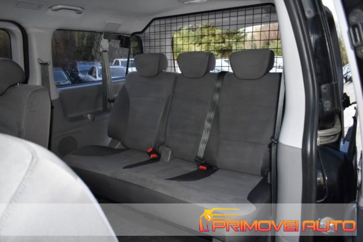 Hyundai H-1 Furgone 2.5 CRDi VGT Van 3 p.ti Light (7)
