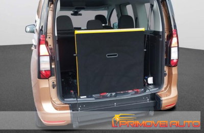Volkswagen Caddy 2.0 TDI 102 CV (9)