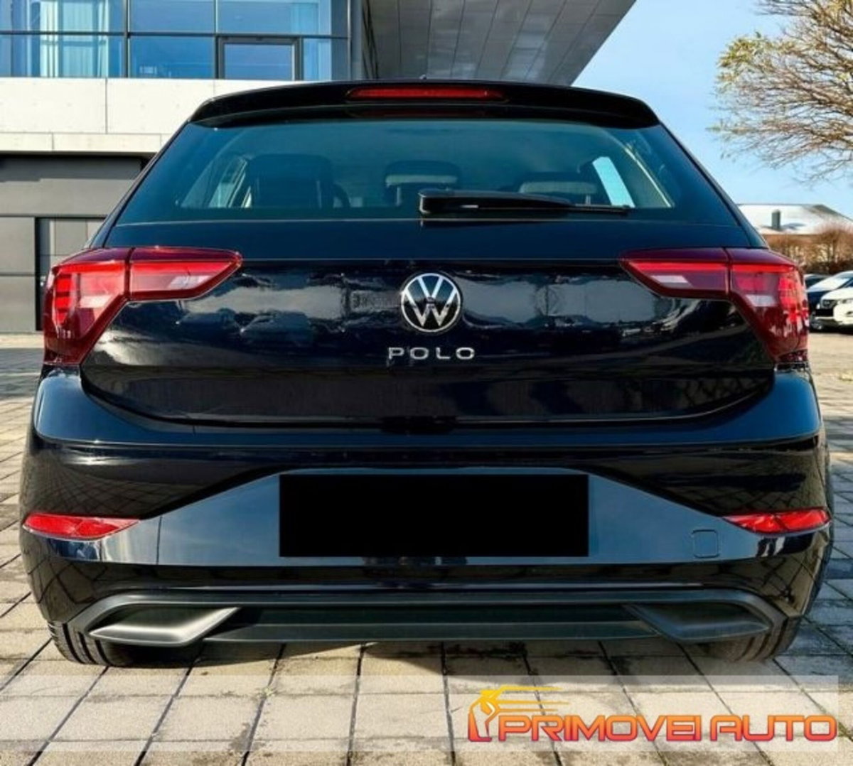 Volkswagen Polo 1.0 Young 80cv (12)