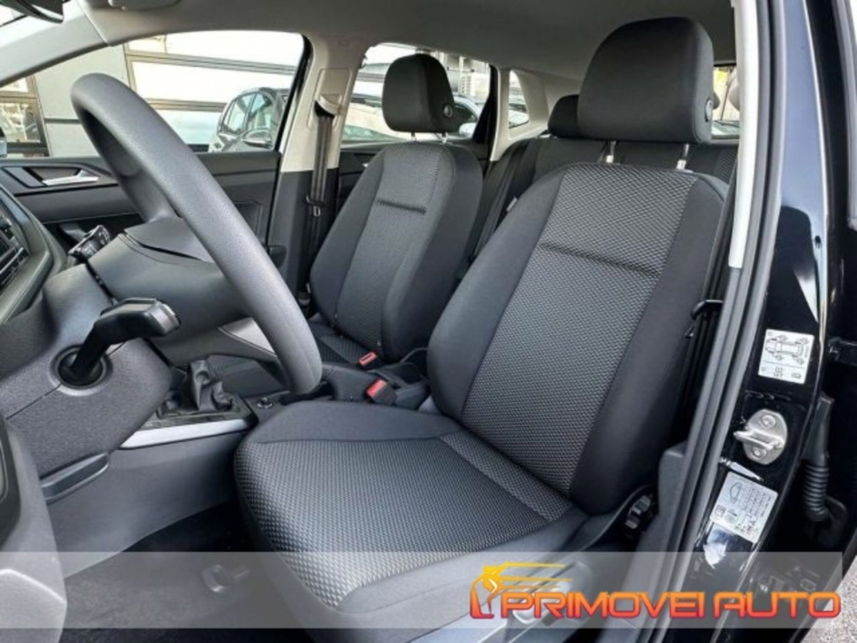 Volkswagen Polo 1.0 Young 80cv (3)