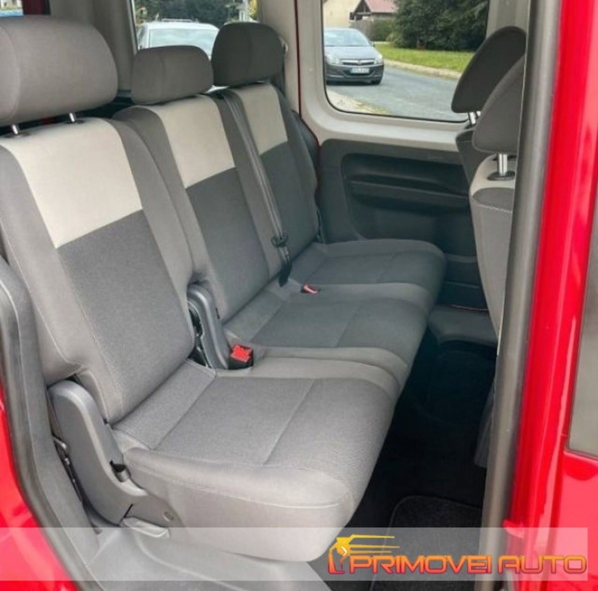 Volkswagen Caddy 1.6 TDI 102 CV 5p. Trendline (5)