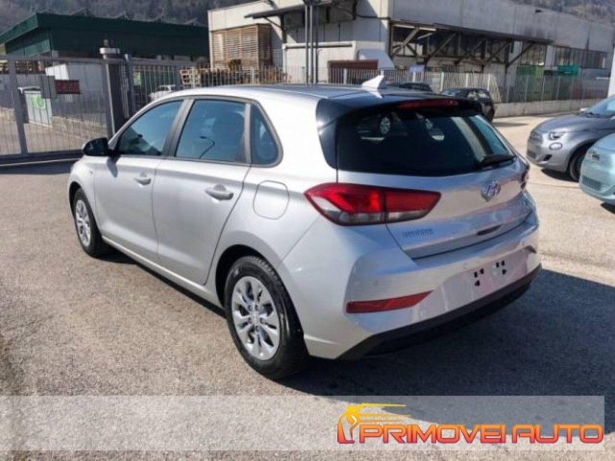 Hyundai i30 1.6 CRDi 5p. Classic (5)