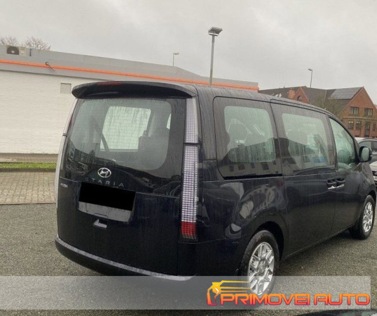 Hyundai Staria 2.2 Luxury 2wd auto (6)