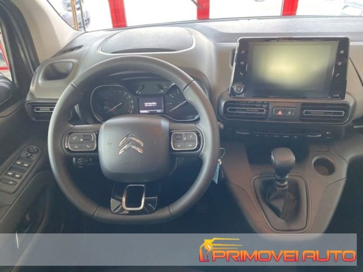 Citroen Berlingo PureTech 130 Stop&Start EAT8 XL 7 posti Shine (2)