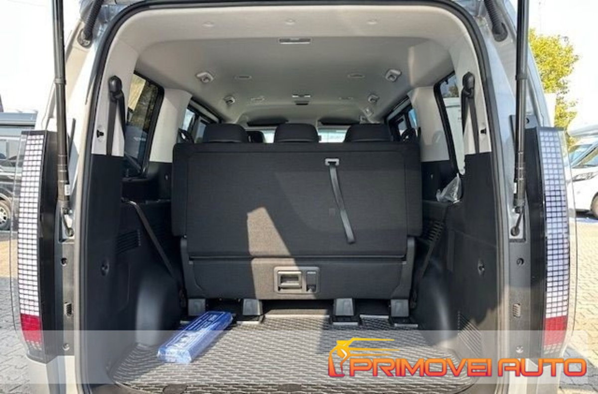 Hyundai Staria 2.2 awd auto (9)