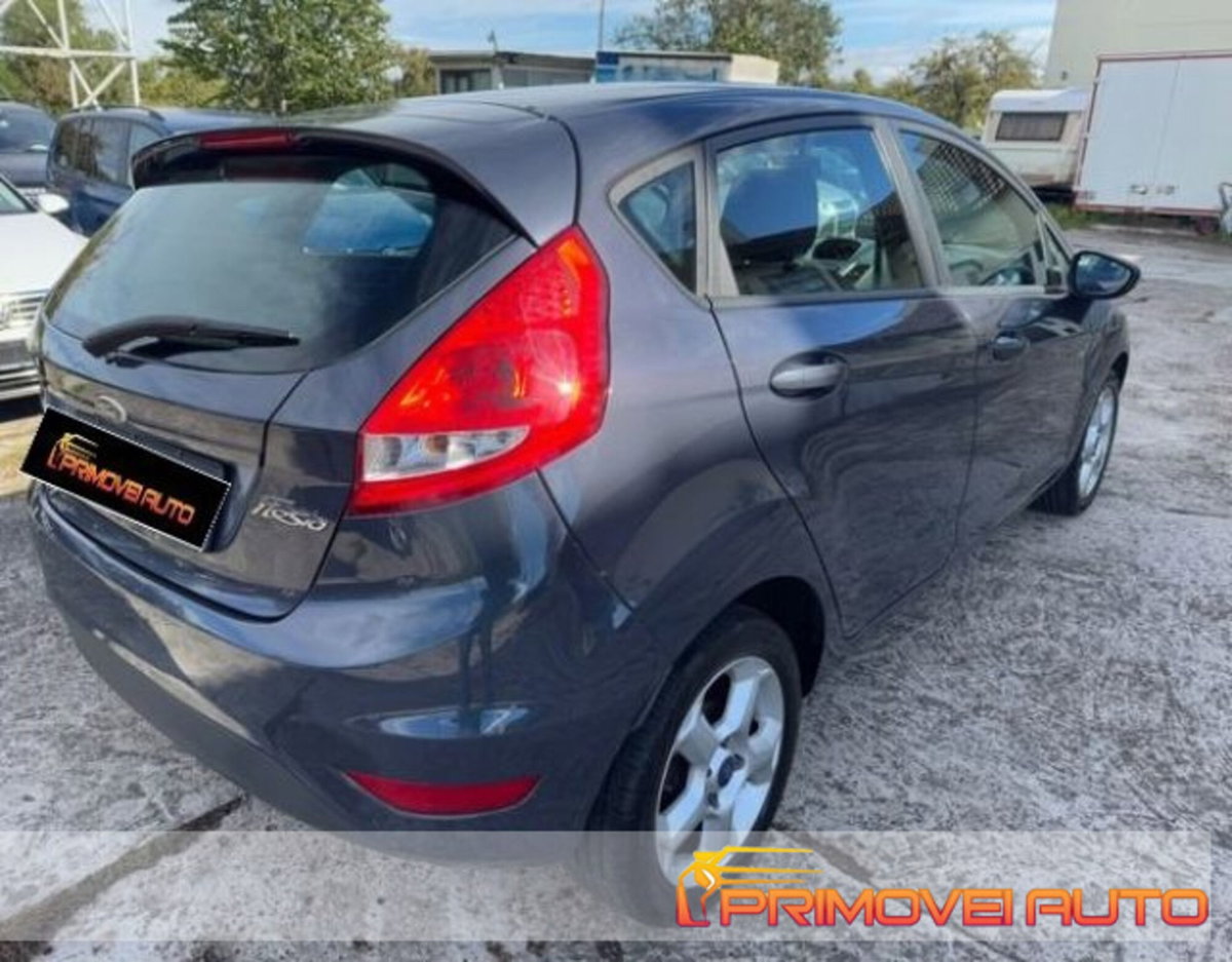 Ford Fiesta 1.2 82 CV 5 porte Titanium (11)