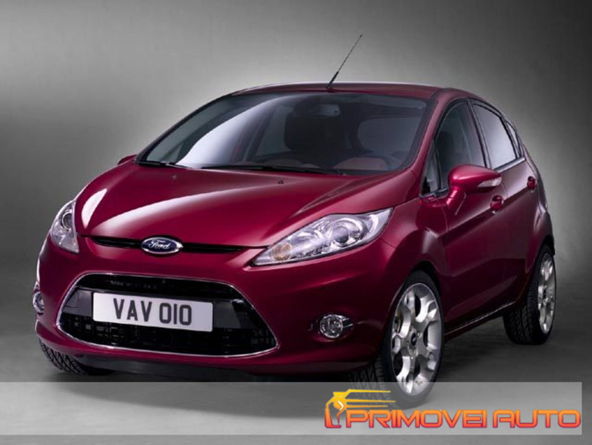 Ford Fiesta 1.2 82 CV 5 porte Titanium (12)