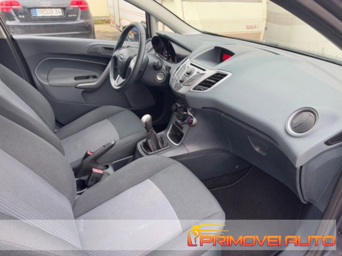 Ford Fiesta 1.2 82 CV 5 porte Titanium (3)