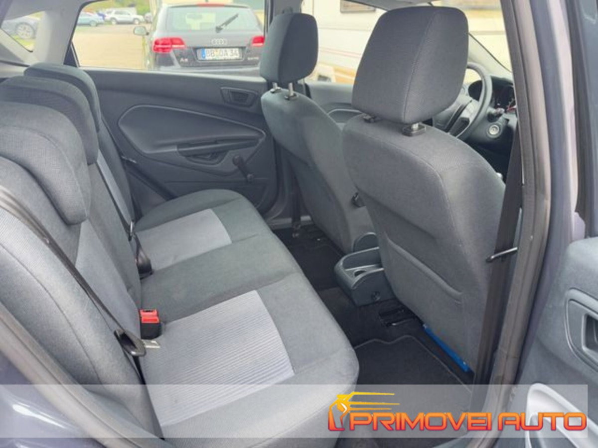 Ford Fiesta 1.2 82 CV 5 porte Titanium (4)