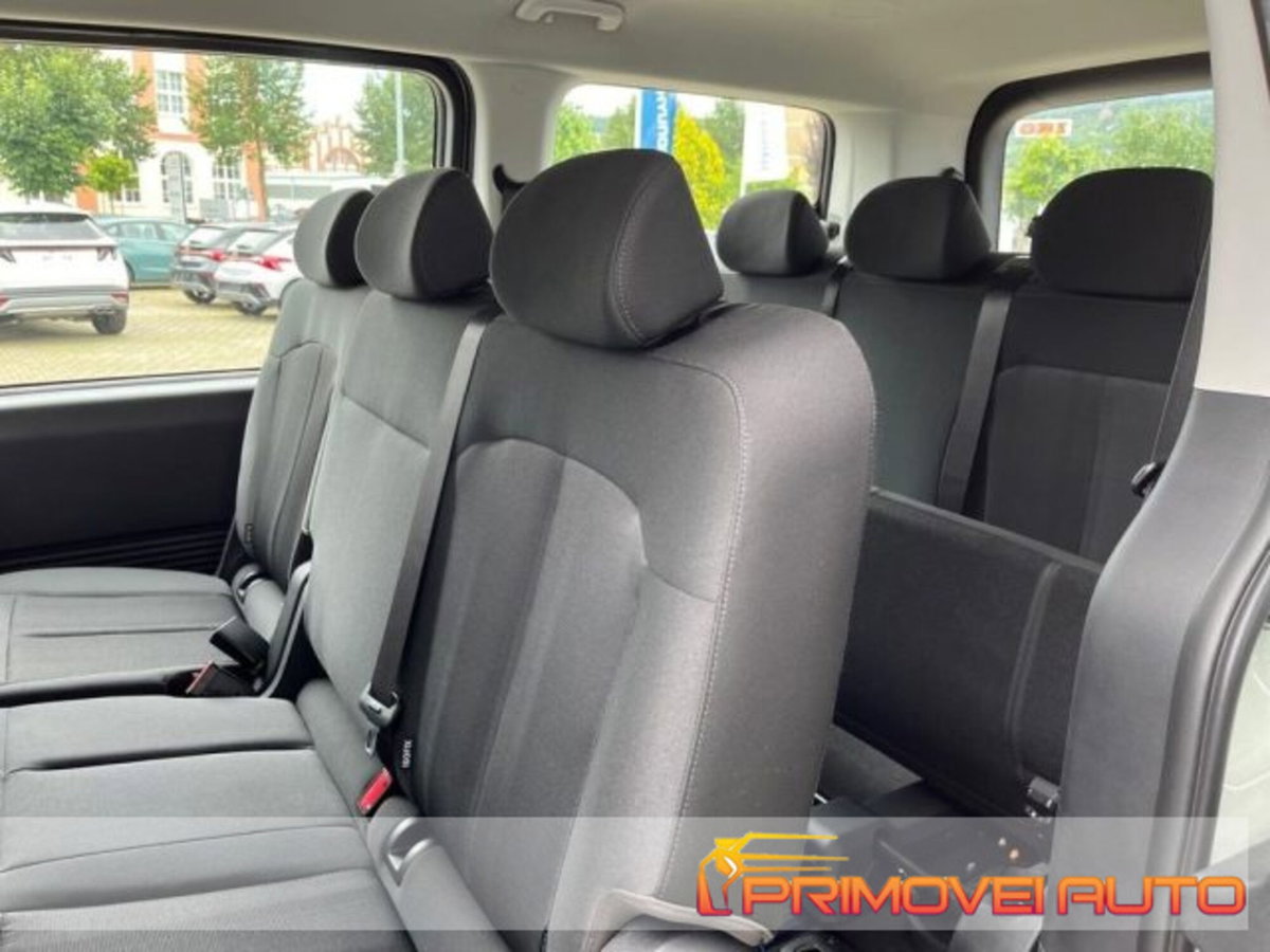 Hyundai Staria 2.2 awd auto (3)