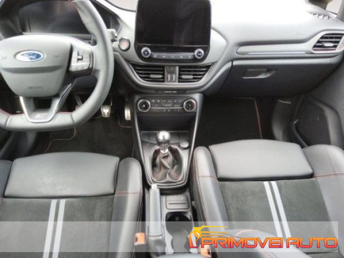 Ford Fiesta 1.5 Ecoboost 200 CV 5 porte ST (2)