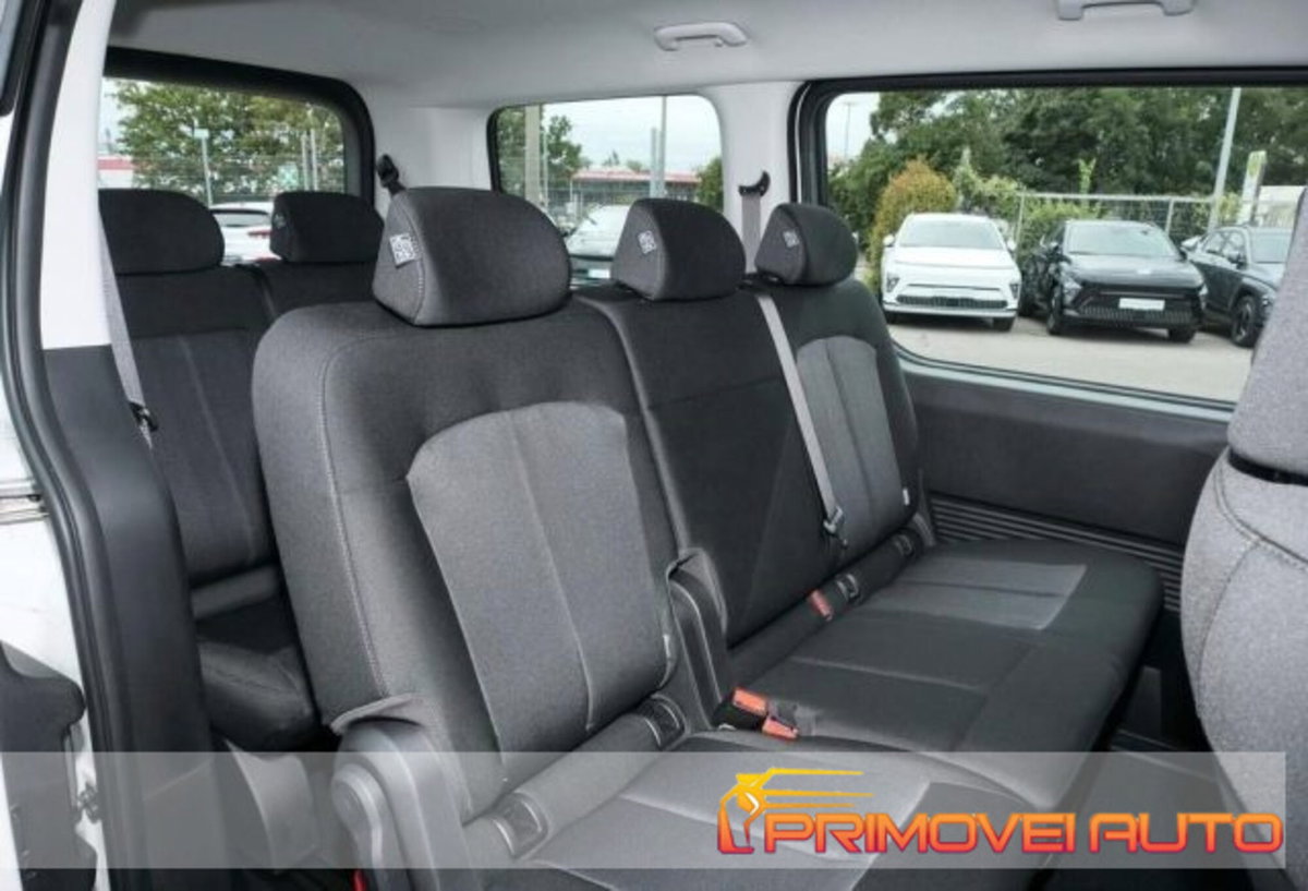 Hyundai Staria 2.2 awd auto (4)