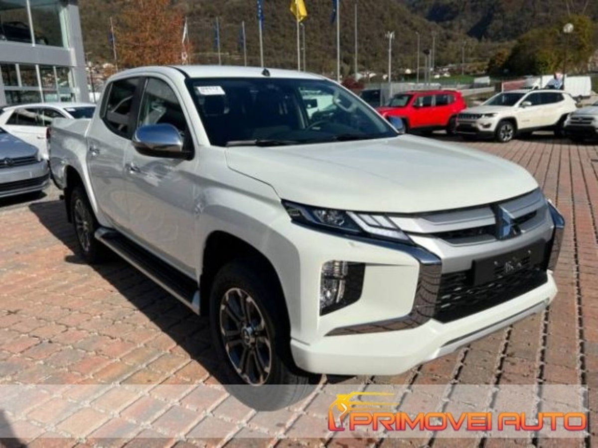 Mitsubishi L200 2.3 D Double Cab 4x4 Super Select P1 Intouch Intense (4)