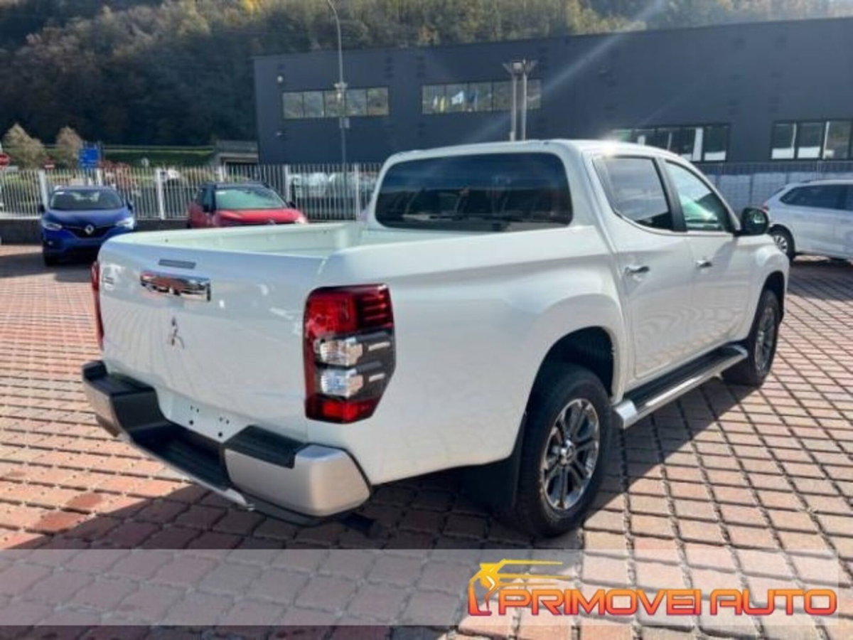 Mitsubishi L200 2.3 D Double Cab 4x4 Super Select P1 Intouch Intense (6)