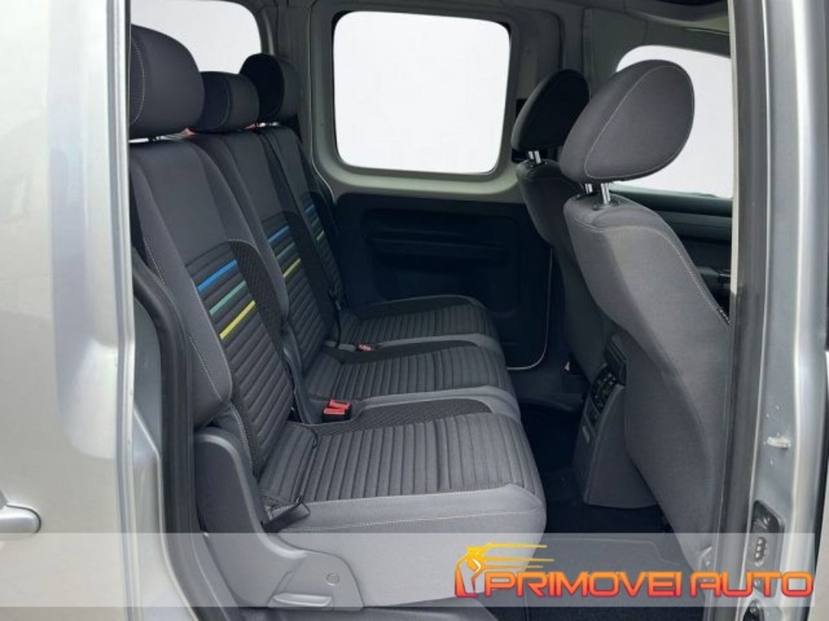 Volkswagen Caddy 1.6 TDI 102 CV DSG 5p. Trendline Maxi (8)