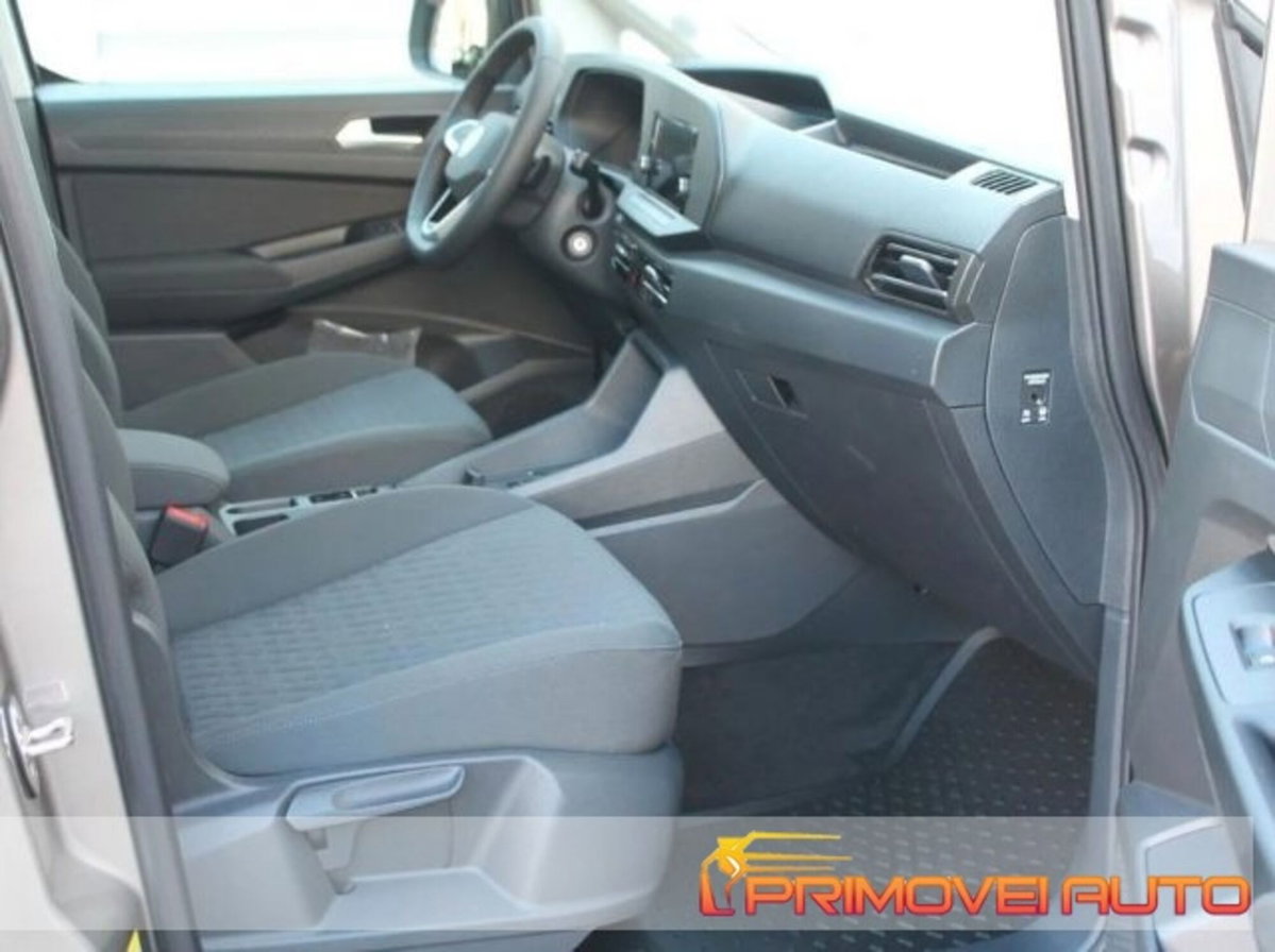 Volkswagen Caddy 1.5 TSI 114 CV DSG Life Maxi (3)