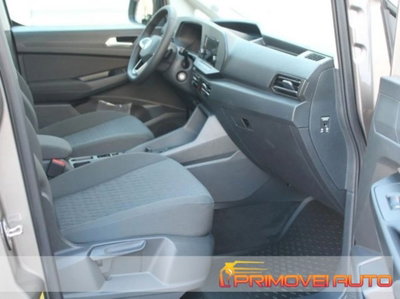 Volkswagen Caddy 1.5 TSI 114 CV DSG Life Maxi (3)