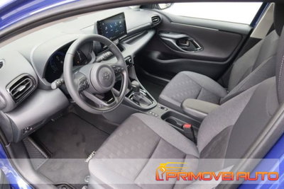 Toyota Yaris 1.5 5 porte Active (2)