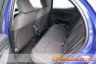 Toyota Yaris 1.5 5 porte Active (3)