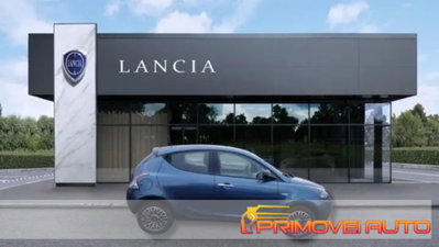 Lancia Ypsilon 1.0 FireFly 5 porte S&S Hybrid Gold Plus (2)