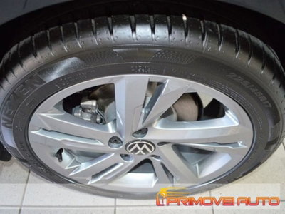 Volkswagen Golf Variant 1.5 eTSI 150 CV EVO ACT DSG R-Line (12)