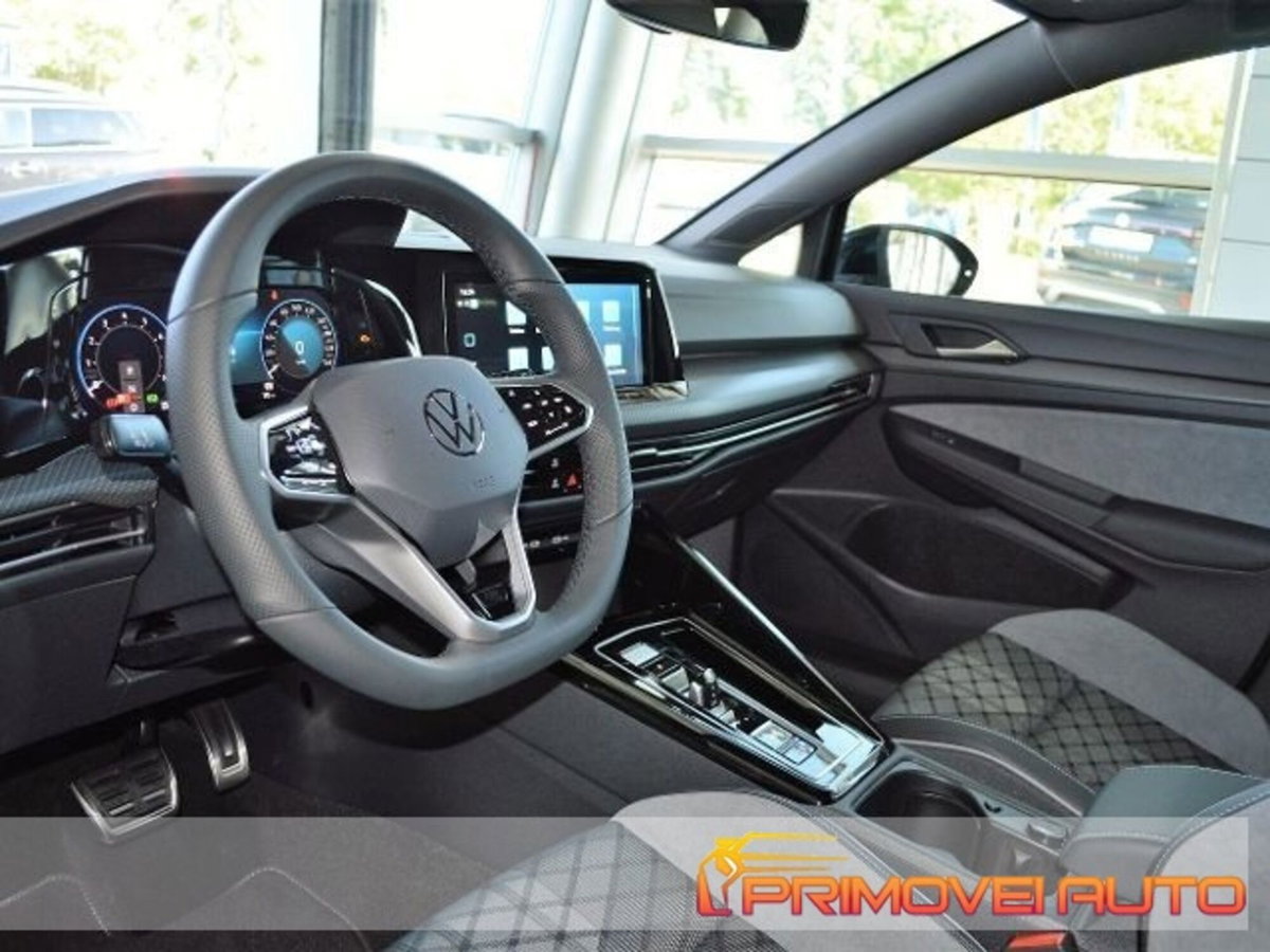 Volkswagen Golf Variant 1.5 eTSI 150 CV EVO ACT DSG R-Line (2)