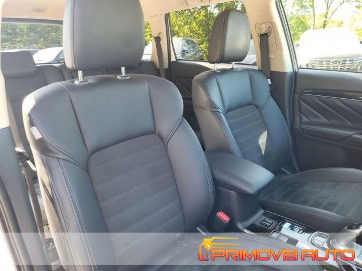 Mitsubishi Outlander 2.4 MIVEC 4WD PHEV Diamond SDA (7)