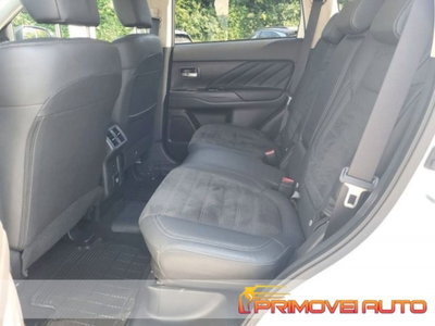 Mitsubishi Outlander 2.4 MIVEC 4WD PHEV Diamond SDA (9)