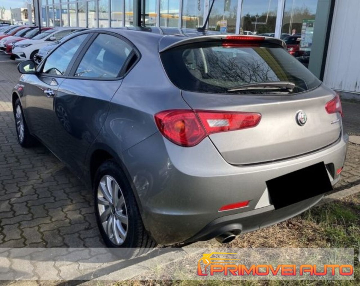 Alfa Romeo Giulietta 1.4 Turbo Giulietta 120cv (8)