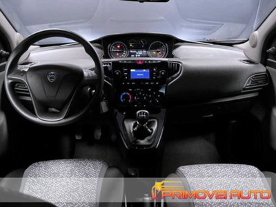 Lancia Ypsilon 1.0 FireFly 5 porte S&S Hybrid Silver Plus usata