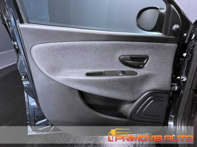 Lancia Ypsilon 1.0 FireFly 5 porte S&S Hybrid Silver Plus (18)