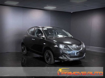 Lancia Ypsilon 1.0 FireFly 5 porte S&S Hybrid Silver Plus (6)