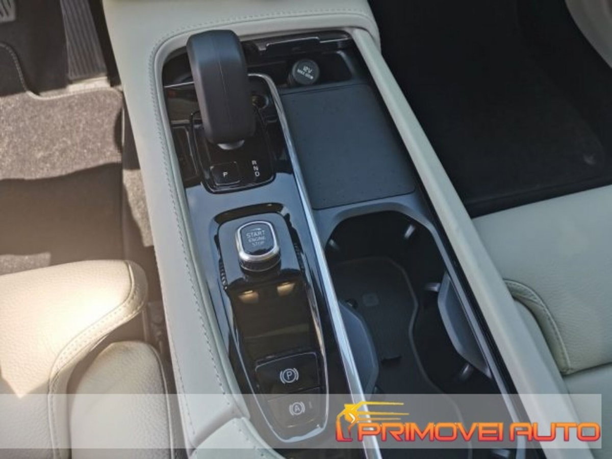 Volvo V90 B4 (d) AWD automatico Ultimate Bright (15)