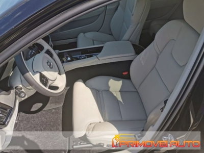 Volvo V90 B4 (d) AWD automatico Ultimate Bright (5)