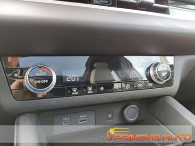 Mitsubishi Outlander 2.0 4WD CVT Instyle SDA 7 posti (18)