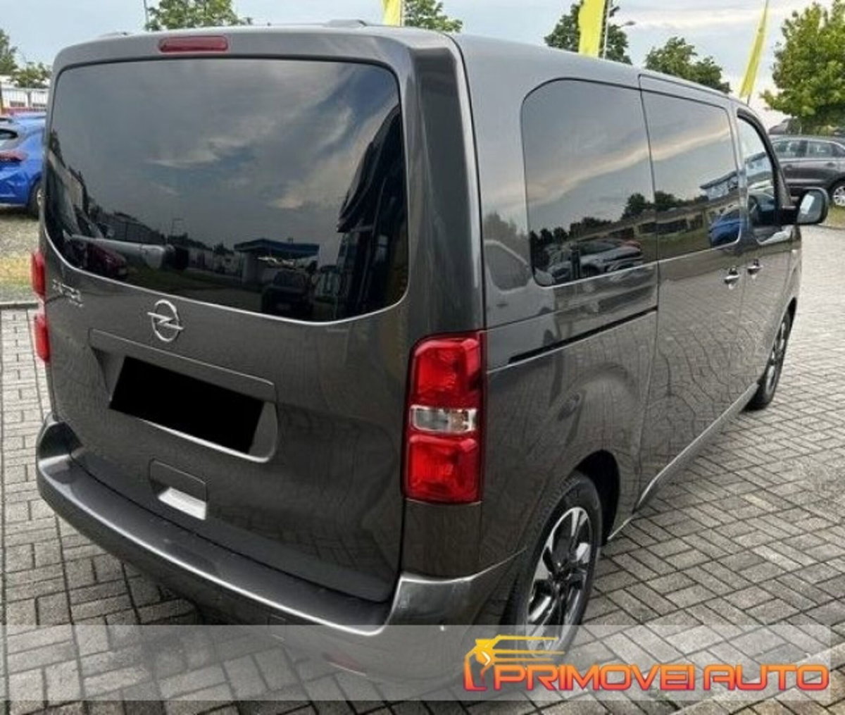 Opel Zafira Life Diesel 180CV aut. Start&Stop Business Edition M (11)